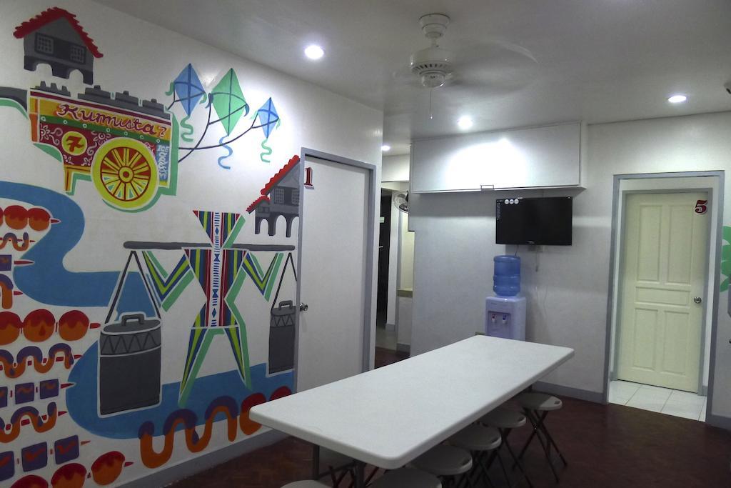 Lokal Hostel Макати Экстерьер фото